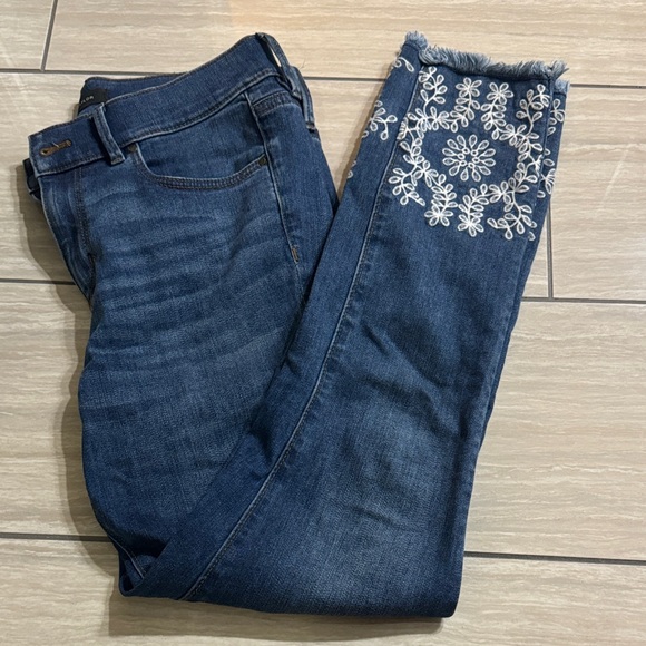 Ann Taylor Dark Blue Cropped Jeans with White Embroidery - Picture 1 of 5
